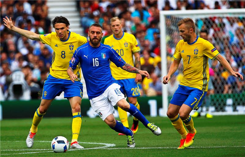 EURO 2016: Italija - Švedska 0-0 (poluvrijeme)