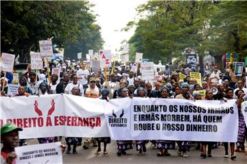 MOZAMBIQUE PEACE MARCH