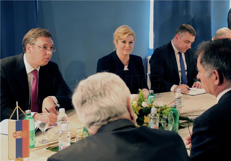 Kolinda Grabar Kitarović i Aleksandar Vučić u Dalju