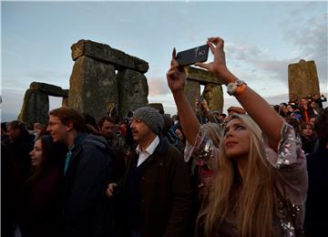 BRITAIN STONEHENGE SUMMER SOLSTICE