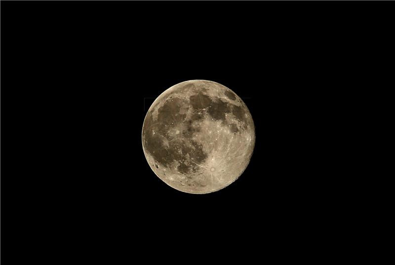 MIDEAST ISRAEL PALESTINIANS GAZA RAMADAN MOON