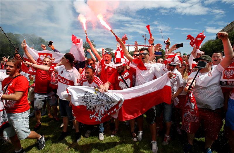 EURO 2016: Zbog međusobne tučnjave u Marseilleu uhićena četiri poljska navijača 