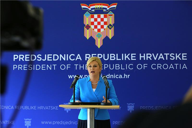 Čestitka predsjednice Grabar-Kitarović u povodu Dana antifašizma