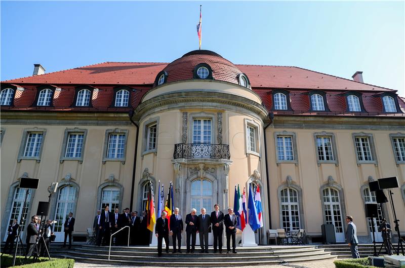 REFERENDUM  Nakon šoka europski čelnici u Berlinu o postbrexitu i budućnosti EU