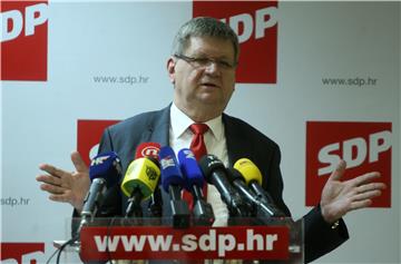 SDP: Mirando Mrsić održao konferenciju za medije