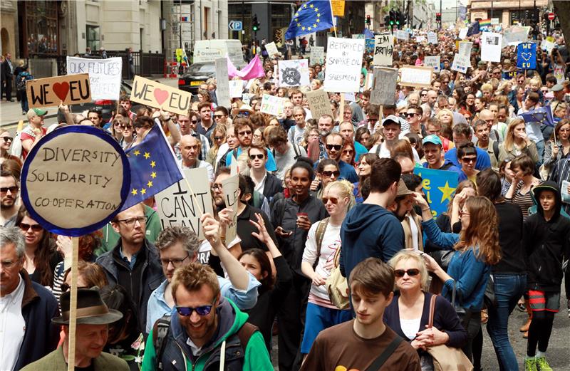 London: tisuće ljudi prosvjeduje protiv Brexita