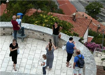 Turisti u obilasku Rijeke