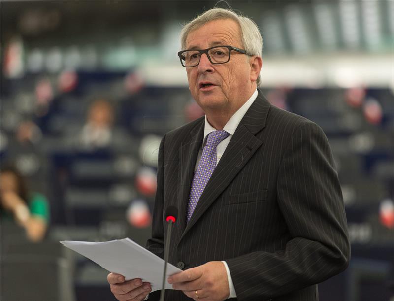 Juncker se našalio na račun tužnih heroja Brexita