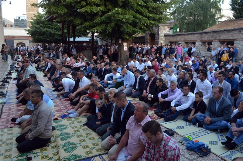 Reis Kavazović pozvao mlade na očuvanje tradicionalnog islama u BiH