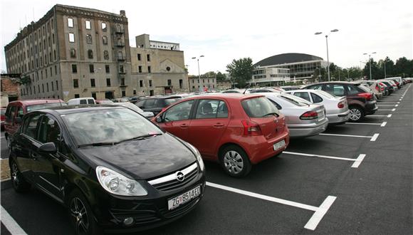 U lipnju prodana 6.244 nova automobila, 32 posto više nego lani