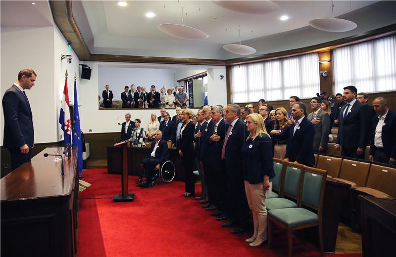 Sabor commemorates 21st anniversary of Srebrenica genocide