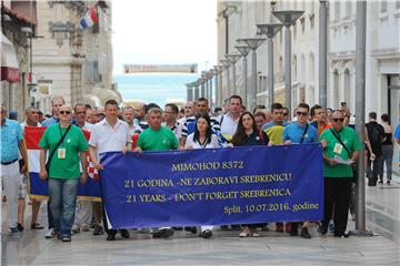 Mimohod  za srebreničke žrtve