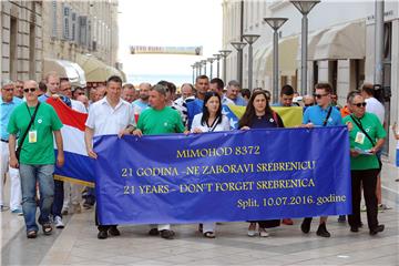 Mimohod  za srebreničke žrtve