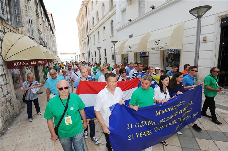 Mimohod  za srebreničke žrtve