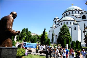 U Beogradu otkriven spomenik Nikoli Tesli na 160. obljetnicu njegova rođenja