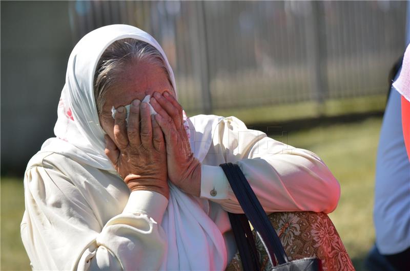 Tisuće sudionika komemoracije pristižu u Srebrenicu