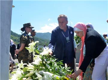 Srebrenica: Pokop 127 žrtava genocida i snažna poruka da se karakter tog zločina ne može nijekati