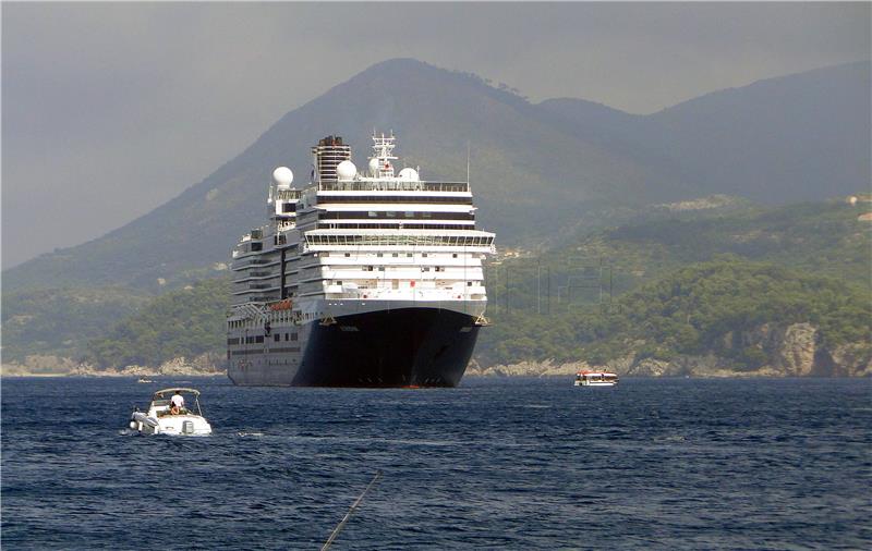 Dubrovnik: Na osam kruzera stiže skoro 10 i pol tisuća putnika