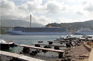 Dubrovnik: Na osam kruzera stiže skoro 10 i pol tisuća putnika