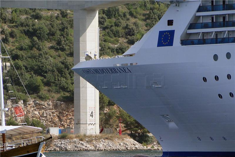 Dubrovnik: Na osam kruzera stiže skoro 10 i pol tisuća putnika