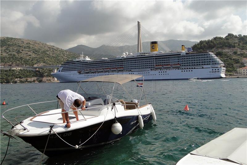 Dubrovnik: Na osam kruzera stiže skoro 10 i pol tisuća putnika