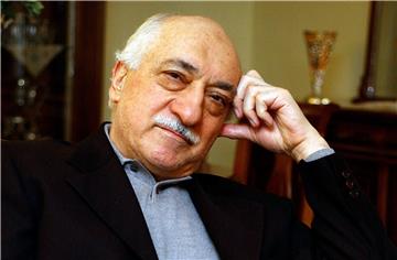 TURSKA: Fethullah Gulen - od Erdoganova saveznika do zakletog neprijatelja