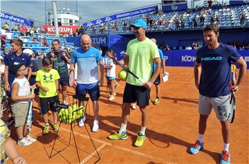 Umag; Egzibicijski teniski meč Ivanišević - Agassi