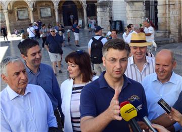 Dubrovnik: Plenković glasovao na izborima za predsjednika HDZ-a