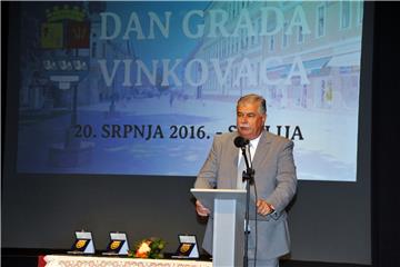 Vinkovci: Svečana sjednica Gradskog vijeća povodom dana grada