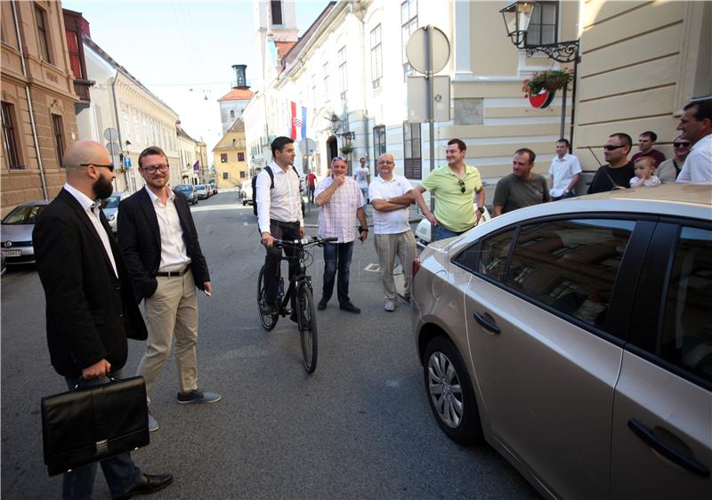 Prosvjedovali taksisti i predstavnici Zagrebačkog plesnog centra