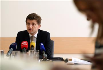 Marić: Proračunski deficit u prvih šest mjeseci manji za 5,1 mlrd kn (duža)