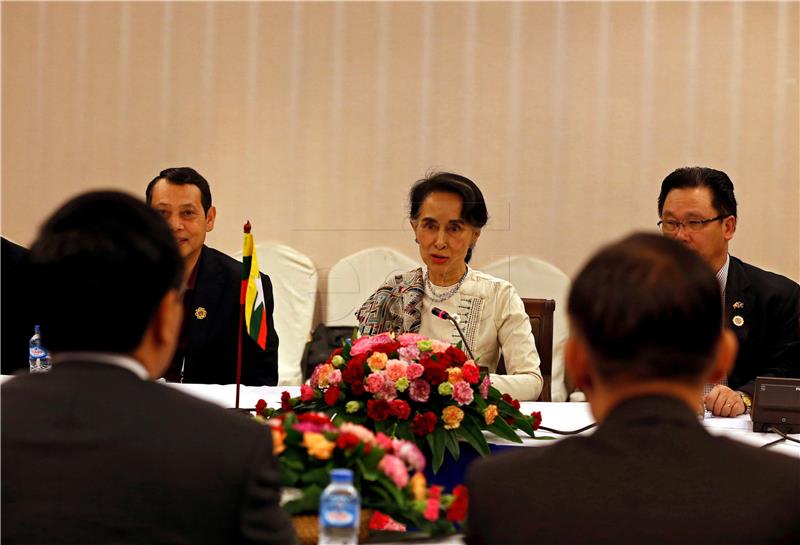 LAOS ASEAN SUMMIT