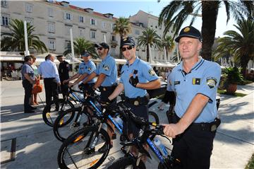 Njemačka policija donirala bicikle splitskim kolegama