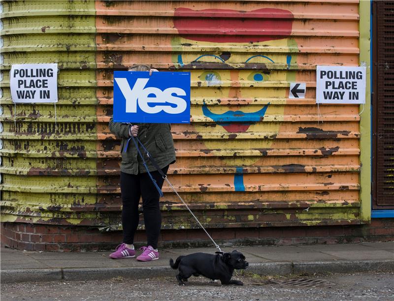 Više tisuća Škota na ulicama Glasgowa tražilo drugi referendum 