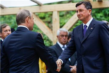 Putin i Pahor upozorili na probleme sigurnosti i terorizma