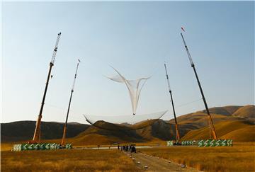 USA NO PARACHUTE JUMP LUKE ADKINS