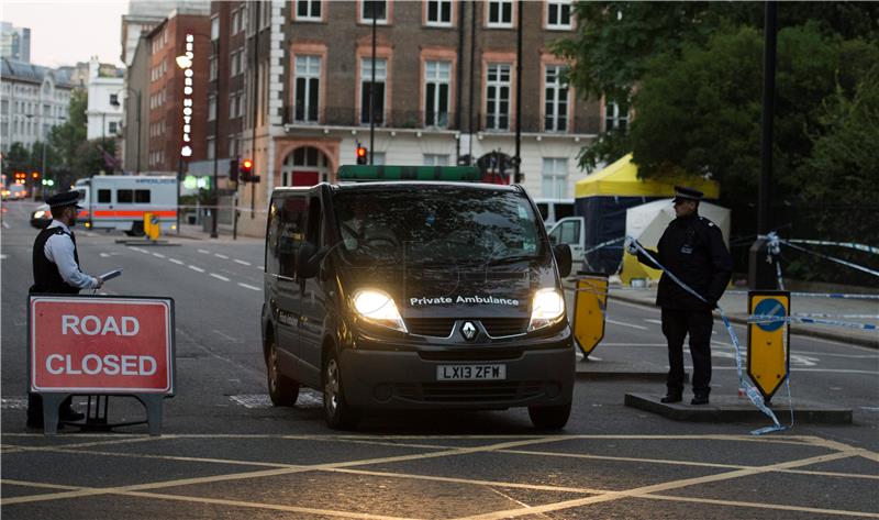 U napadu nožem u Londonu žena ubijena, više ozlijeđenih 