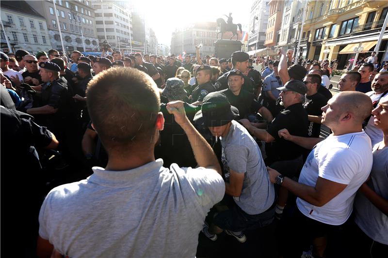 Zagreb: Izgredi tokom protestne akcije antiratnih aktivista, intervenirala policija 