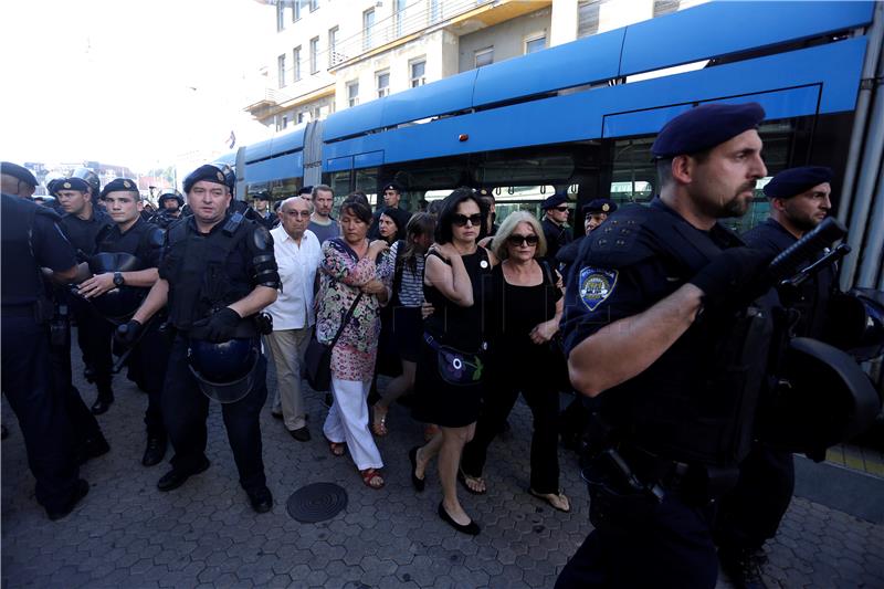 Zagreb: Izgredi tokom protestne akcije antiratnih aktivista, intervenirala policija 