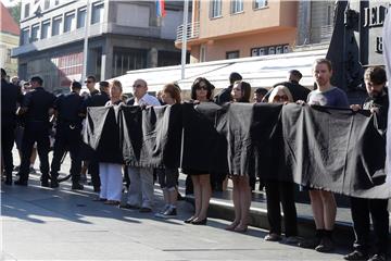 Zagreb: Izgredi tokom protestne akcije antiratnih aktivista, intervenirala policija 