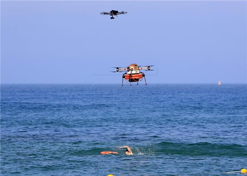 Španjolci u Benidormu koriste bespilotne letjelice za nadzor plaža