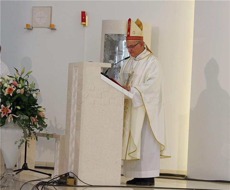 OBLJETNICA OLUJE Mons. Bogdan pozvao građane da izaberu mudro vodstvo na izborima