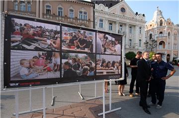 "Oluja" u Vojvodini obilježena izložbama, crkvenim zvonima i gašenjem HTV-a