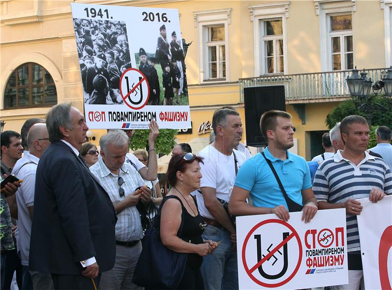 "Oluja" u Vojvodini obilježena izložbama, crkvenim zvonima i gašenjem HTV-a