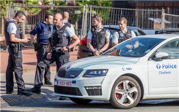 BELGIUM POLICE OFFICERS MACHETE ATTACK