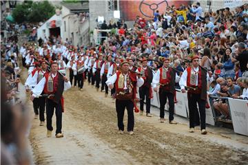 Počela završna utrka 301. Sinjske alke