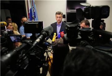 IZBORI 2016. Plenković: cijenim Kalmetinu odluku