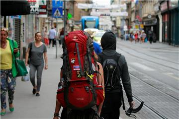 Metropolu "okupirali" turisti