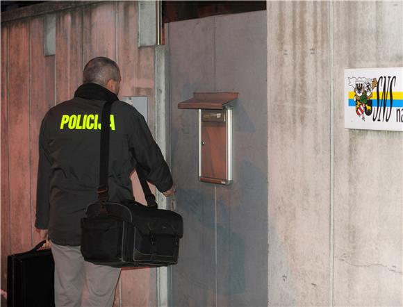  Slovenija: pas ugrizao policajca u policijskoj postaji 