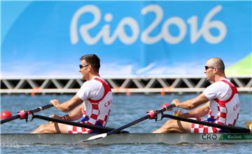 Sinkovic brothers win gold in Men's double sculls at Rio Olympics